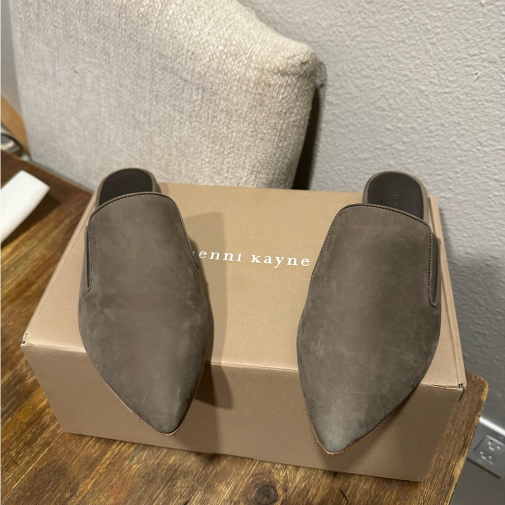 NWT Jenni kayne pointy toe mule